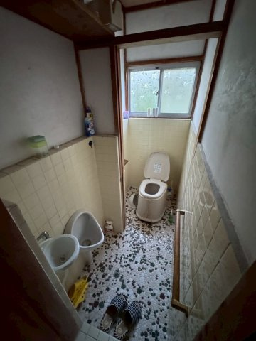 【トイレ】 | 岡山県津山市小田中　中古戸建 | コンパクトで使いやすいトイレです