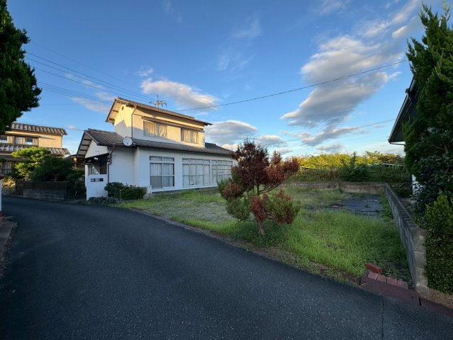 【外観】 | 岡山県津山市小田中　中古戸建 | 物件の外観です