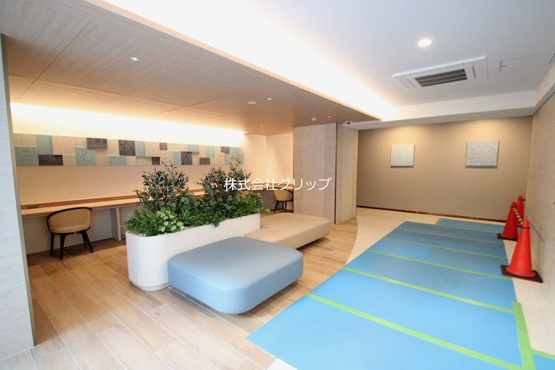 パークアクシス横浜阪東橋のロビー