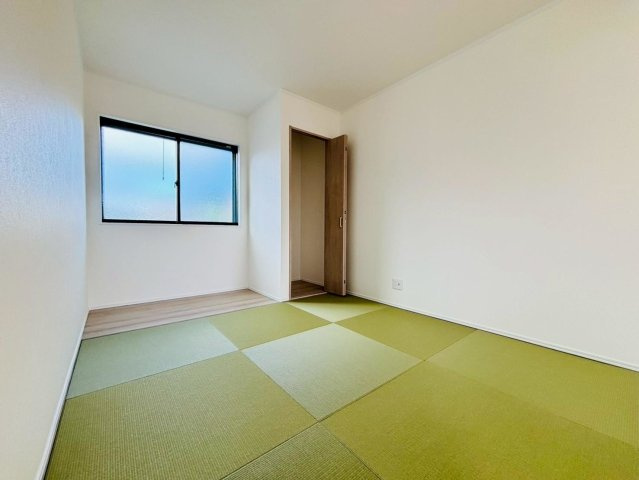 【商談中】ダイマルタウン　大垣市長松町第７　全４区画分譲の和室|一室あると便利な和室は、ご来客時はもちろん、お子様のお昼寝や遊び場、寝室としてもご利用いただけます。