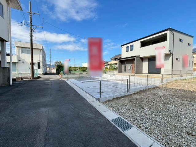 【商談中】ダイマルタウン　大垣市長松町第７　全４区画分譲の前面道路含む現地写真|■前面道路　■ヤマダ不動産　株式会社リライフ　
■夢のマイホーム購入をフルサポートします！
