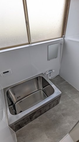 阿左美N戸建の浴室