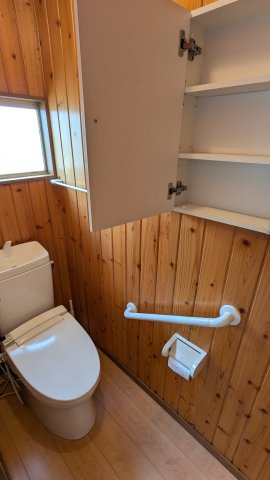 阿左美N戸建のトイレ