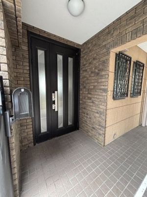 【エントランス】 | 寝屋川市高宮新町一戸建て