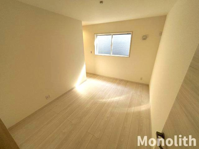 岸和田市三田町戸建の洋室