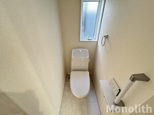 岸和田市三田町戸建のトイレ