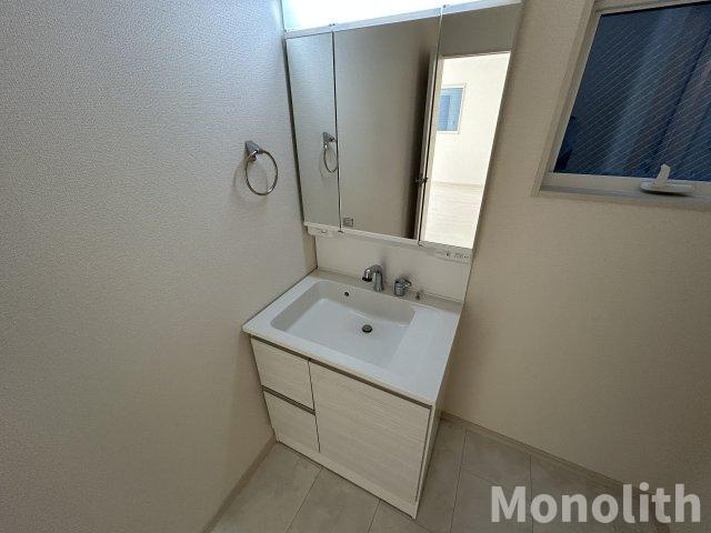 岸和田市三田町戸建の独立洗面台