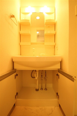 【独立洗面台】 | ルクレ阿波座レジデンス