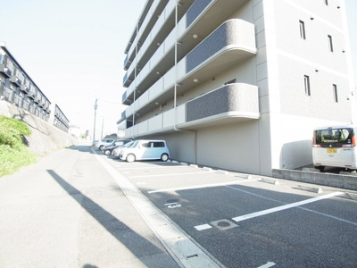 【駐車場】 | ファーストステージ大津