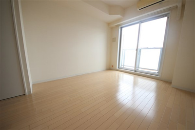 【居間・リビング】 | ルクレ新町レジデンス