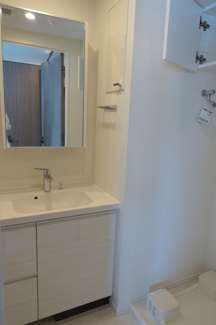 【洗面所】 | パークアクシス学芸大学レジデンス | ※写真は同タイプ住戸です。