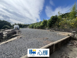 【前面道路含む現地写真】 | 宇部市大字東須恵土地（東須恵1177-1他、計6筆）／古家付き・現状渡し・約372坪