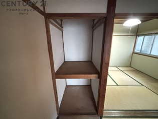 武庫之荘2丁目貸家の収納