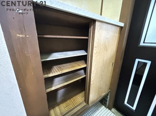 武庫之荘2丁目貸家の収納