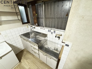 ガスコンロ設置可能なキッチンです！
