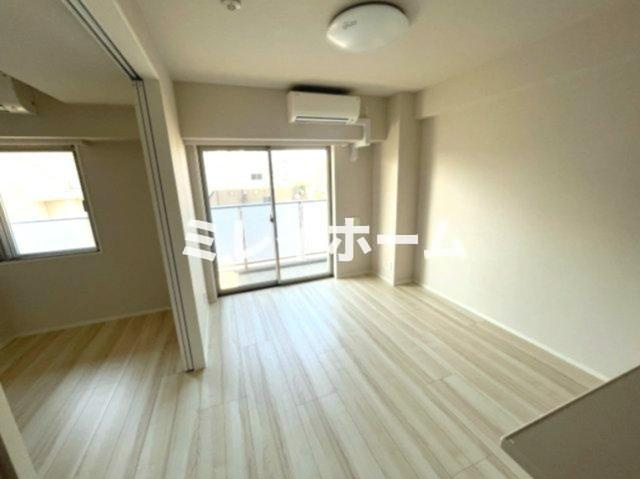 ORSUS大鳥居の居間・リビング