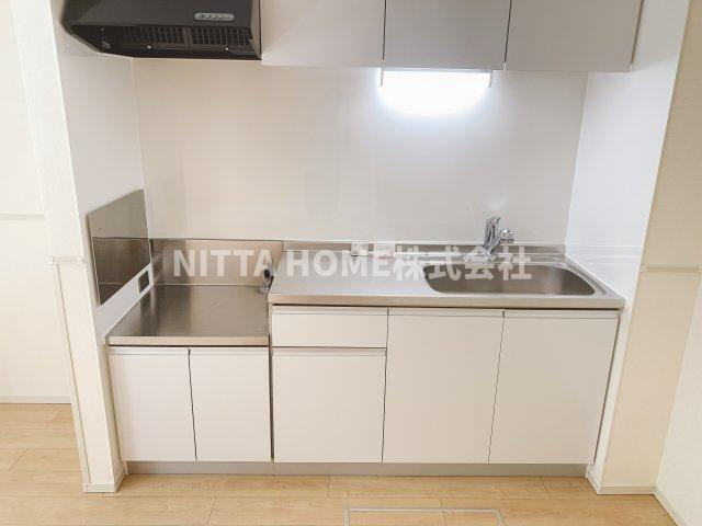 オーブ　コリーヌのキッチン|コンロ設置可能なオープンタイプのキッチンです＊