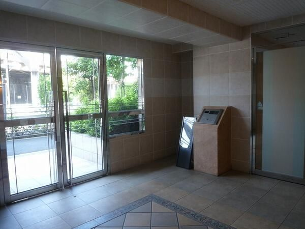 ディナスティーア三ノ輪のロビー