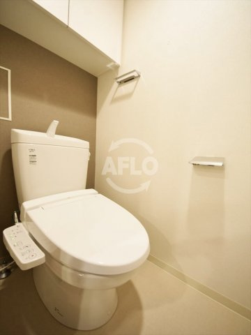 プレサンス心斎橋ニストのトイレ|プレサンス心斎橋ニスト　温水洗浄便座