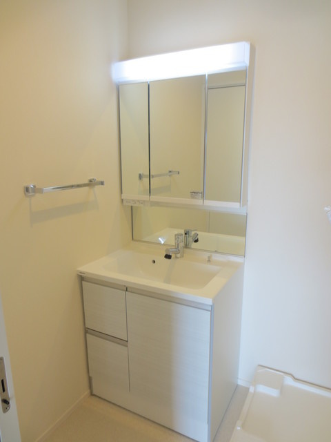 ファミーユⅠの洗面所|★シャンプードレッサー★