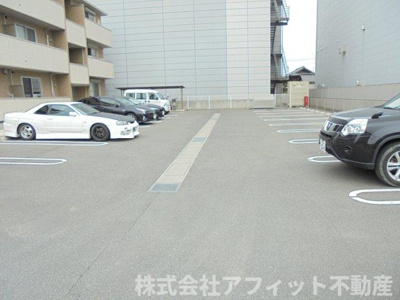 【駐車場】 | プランドール曙