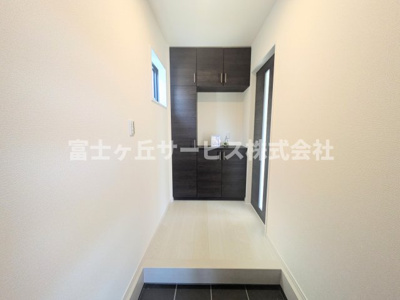 【玄関】 | 豊橋市高師町 新築一戸建て | 玄関です