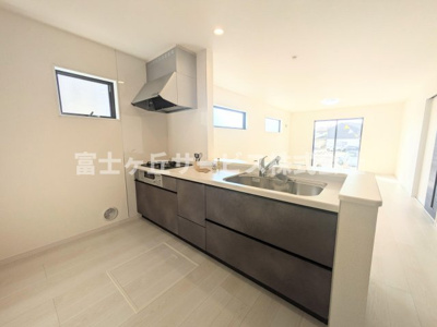 【キッチン】 | 豊橋市高師町 新築一戸建て | キッチンです