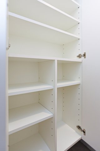 サヴォイラルカンジュ　7階の収納|別号室のものになります。現状優先。