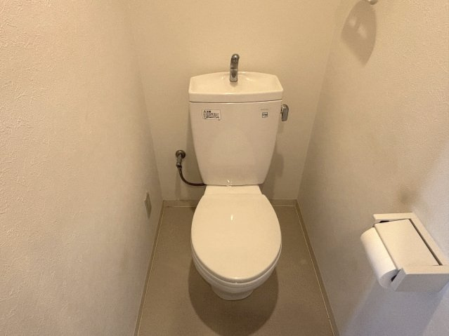 グラビスコート西原駅前のトイレ