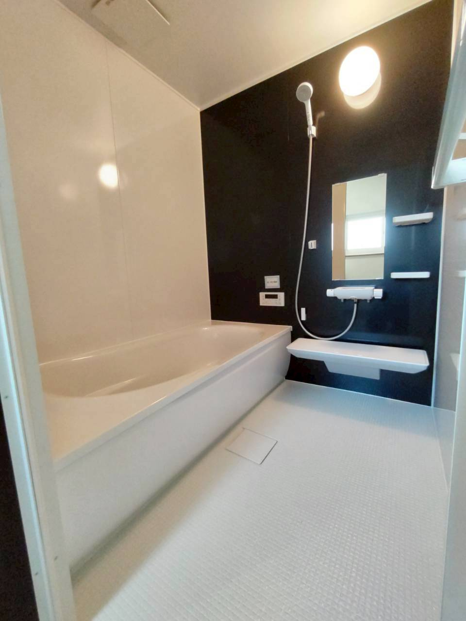 昭和北3丁目　リフォーム済中古住宅の浴室