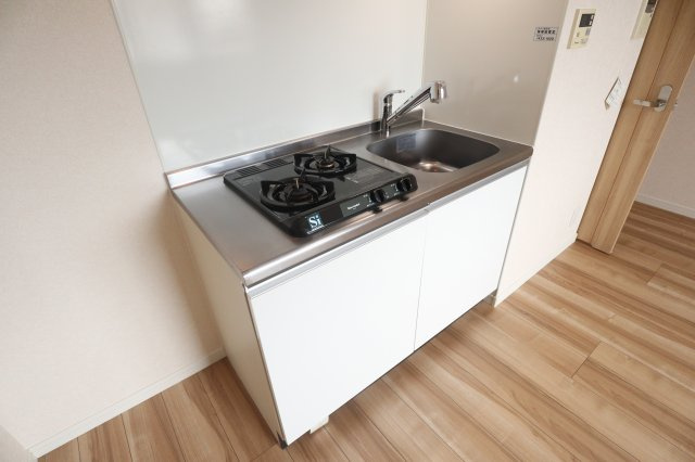 サヴォイザ・フォースフォー　6階のキッチン|別号室のものになります。現状優先。