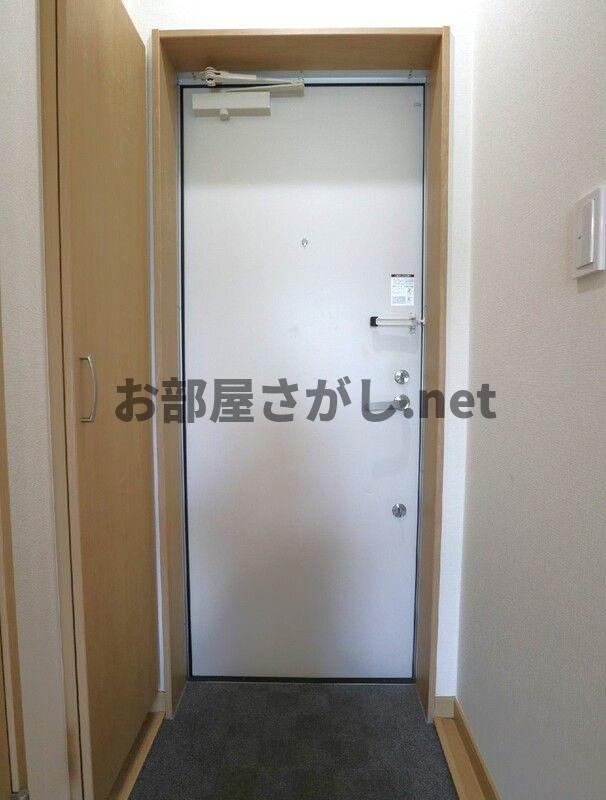 ルピナス清川【最上階✕角部屋／12月上旬入居可】の玄関