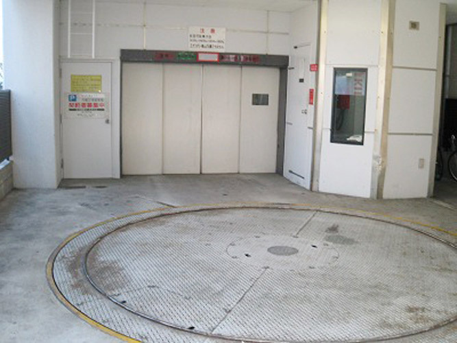 ＭＡＲＵＷＡ名駅ビル　の駐車場
