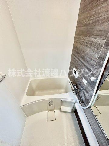 宮野町一戸建の浴室