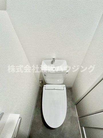 宮野町一戸建のトイレ