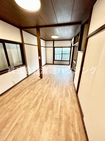 宮野町一戸建の寝室