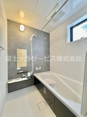 【浴室】 | 豊橋市東脇4丁目 新築一戸建て 2号棟 | コンパクトで使いやすいお風呂です