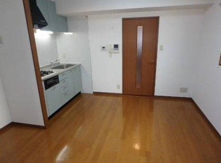 セントアミール南久宝寺の居間・リビング|セントアミール南久宝寺　ダイニングスペース