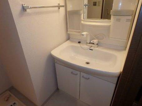 セントアミール南久宝寺の独立洗面台|セントアミール南久宝寺　独立洗面化粧台