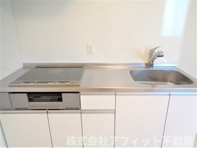 【キッチン】 | モンマルトルⅢ | IHクッキングヒーター