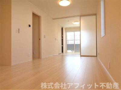 【居間・リビング】 | モンマルトルⅢ | LDK11.5帖