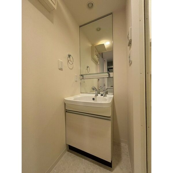 プレサンス金山コネクト　名古屋市賃貸　仲介手数料無料の洗面所