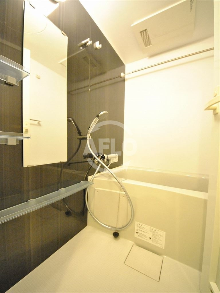 コンフォリア心斎橋ＥＡＳＴの浴室|コンフォリア心斎橋ＥＡＳＴ　浴室換気乾燥暖房機付バスルーム