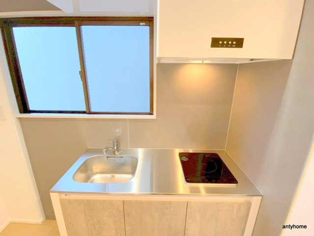 ルピナス江坂　仲介手数料無料のキッチン