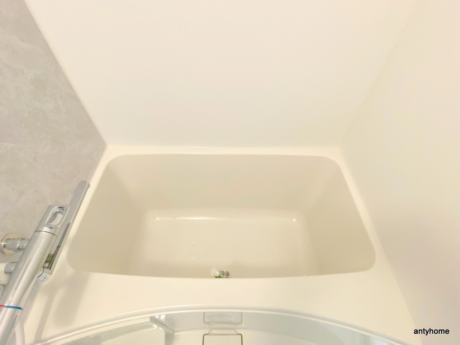 ルピナス江坂　仲介手数料無料の浴室