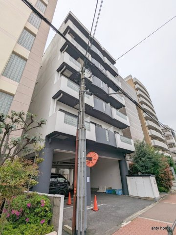 ロイヤルコート江坂　仲介手数料無料の外観