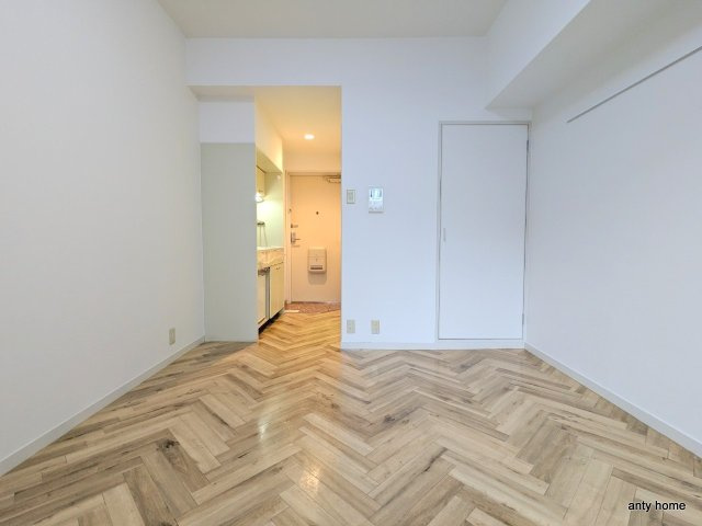 ロイヤルコート江坂　仲介手数料無料の内装