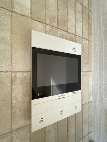 フロンティアタワー難波EASTのセキュリティ|グランソレイユ日本橋　TVモニター付きインターホン