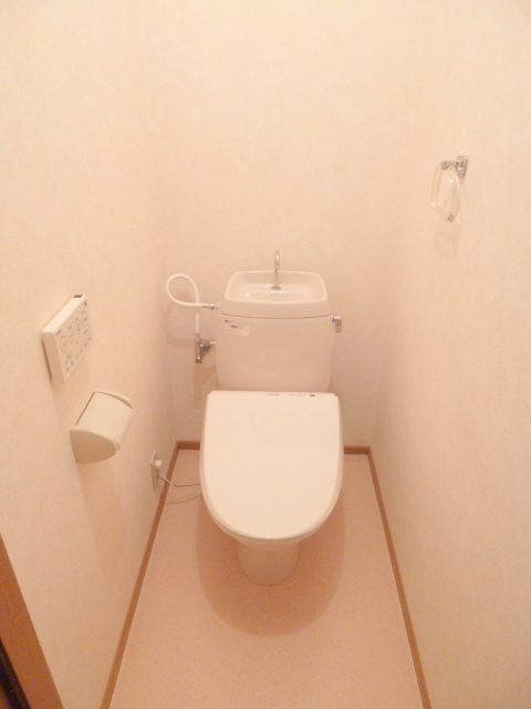 エバーグリーン笹塚のトイレ|☆ウォシュレットトイレ新規設置しました☆