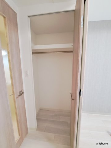 プレサンス松屋町ヴィゴラス 仲介手数料無料の収納